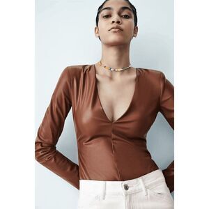 ZARA NWT SIZE MEDIUM FAUX LEATHER BODYSUIT BROWN, WINTER 2022 FAV!